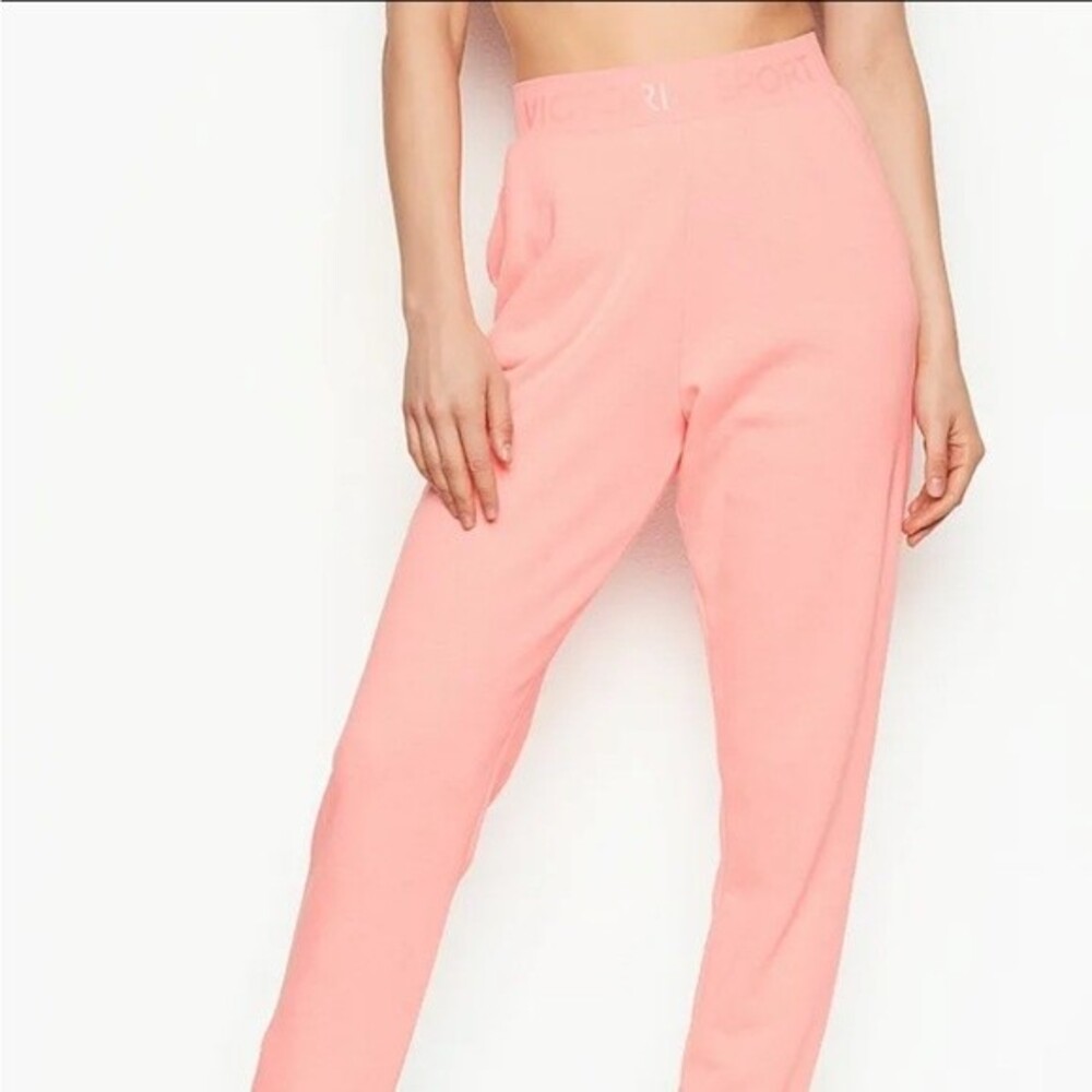 Victoria Sport Neon Joggers